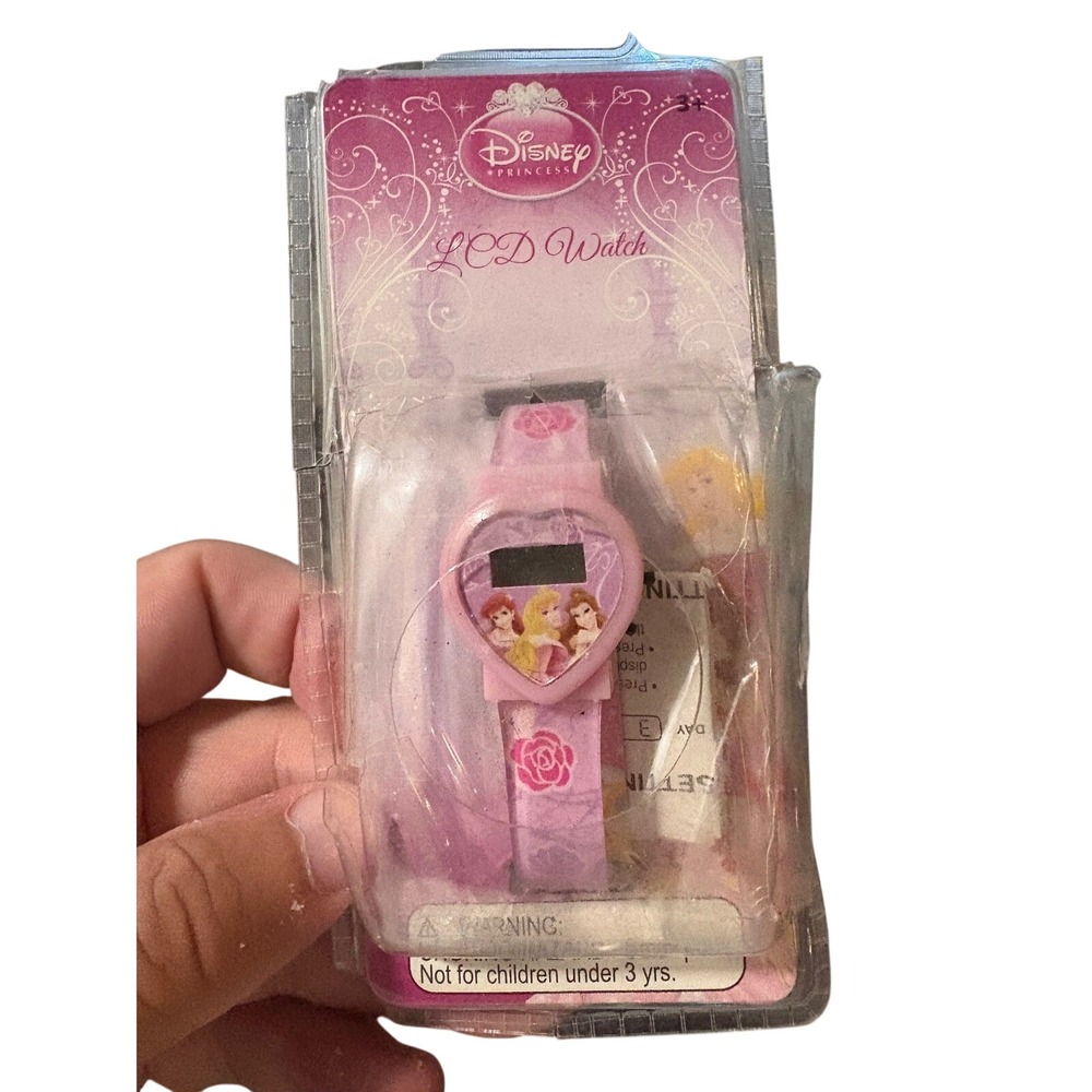 Disney Princess LCD Digital Watch Heart Shape Pink Ariel Aurora Belle PRSKD593